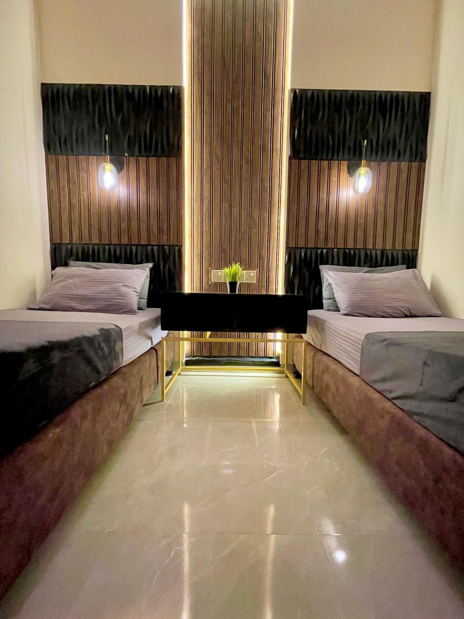 Habibi Hostel & Restaurant Unawatuna Bagian luar foto